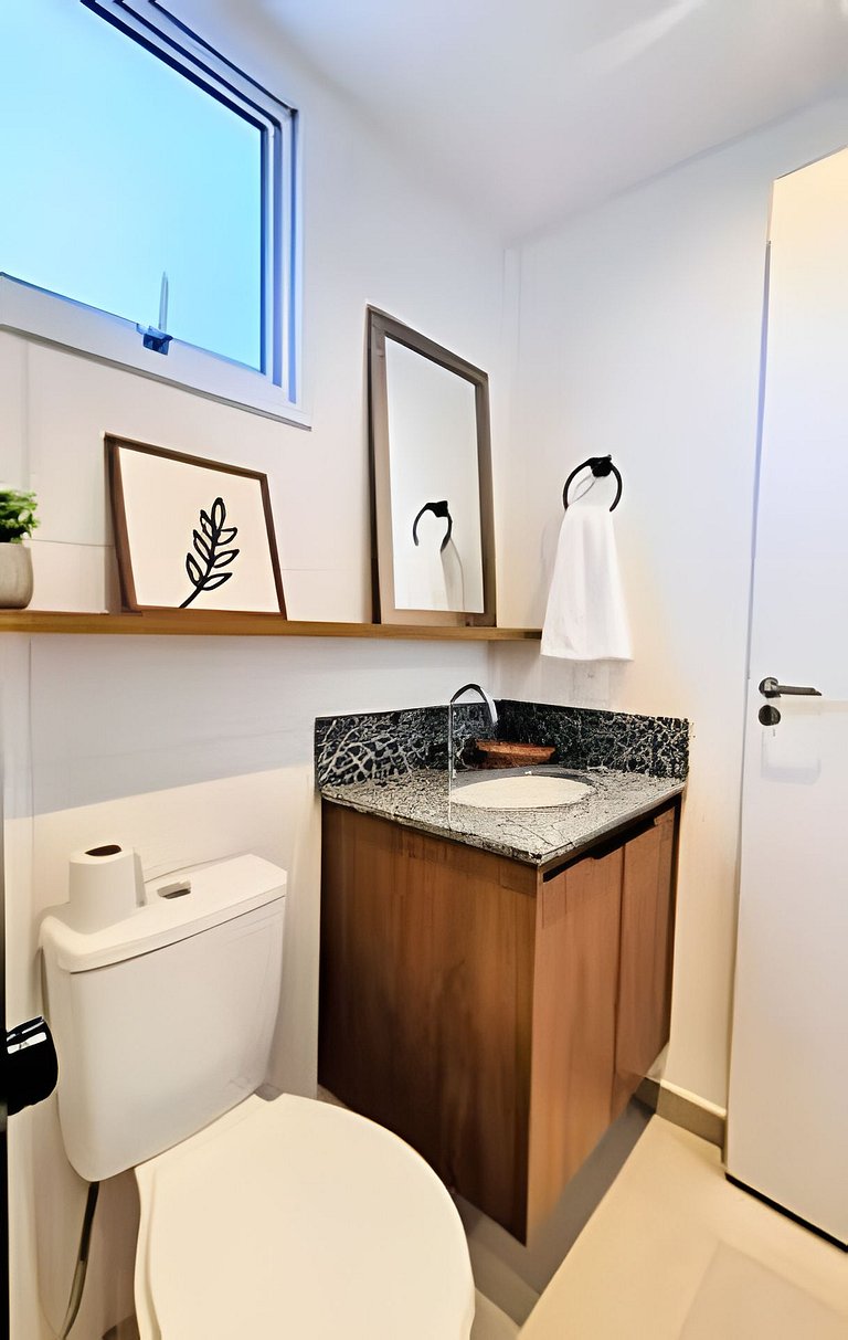 Apto 2/4 com Wi-Fi, TV, piscina e garagem | 1402