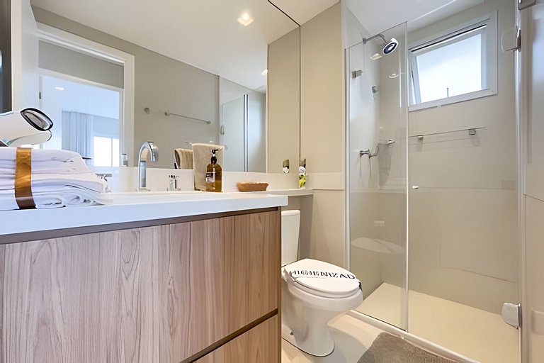 Apto 1/4 com Wi-Fi, TV, piscina e garagem | 1903