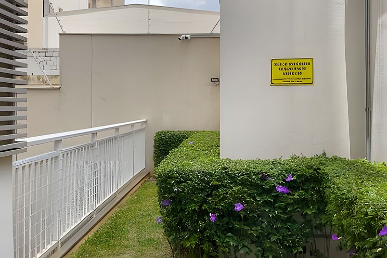Apto 1/4 com Wi-Fi, TV, piscina e garagem | 1903